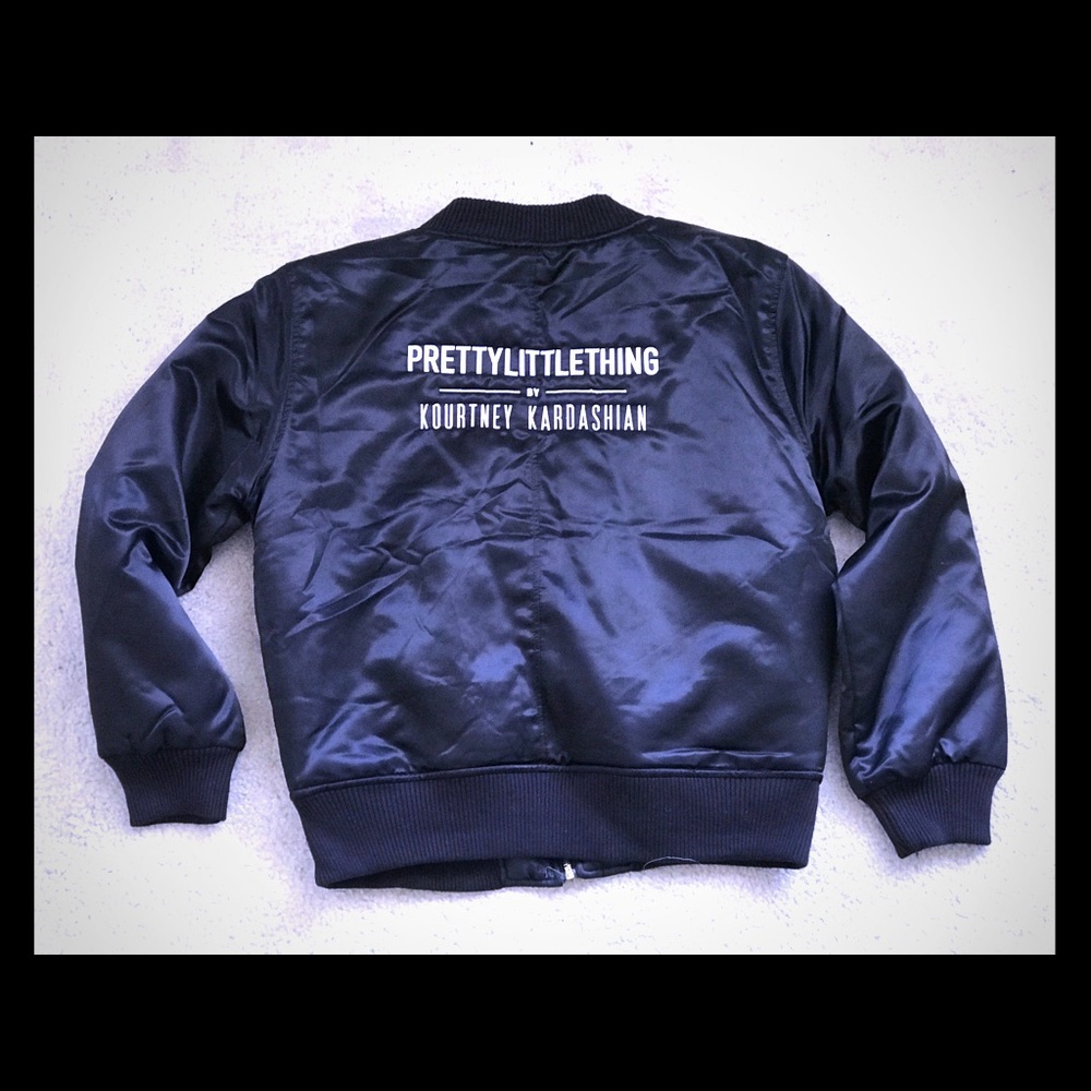 KOURTNEY KARDASHIAN x PRETTY LITTLE THING BOMBER